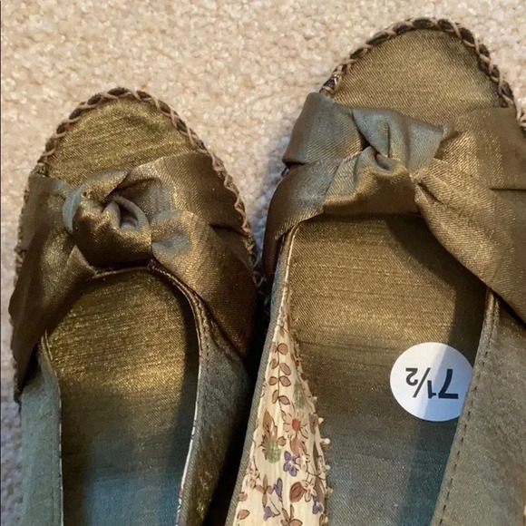 🌴Time to think about that vacation y’all!🌴 - Picture 7 of 7